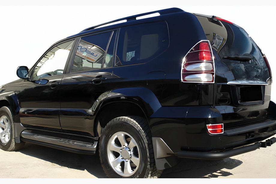 Toyota Land Cruiser Prado 120 2002–2009 Zadnji kotni elementi AK003 Black (2 kosa, nerjaveče jeklo) Image