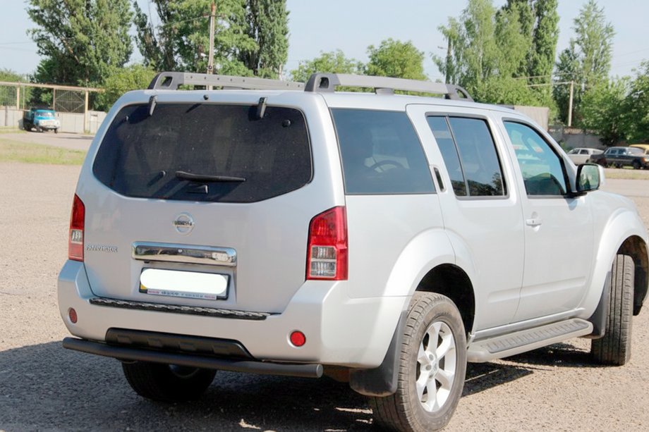 Nissan Pathfinder R51 2005–2014 Zadnji zaščitni lok AK002 Black (nerjaveče jeklo) Image