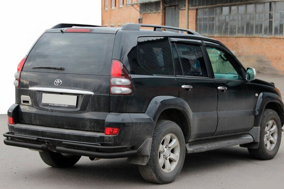 Toyota Land Cruiser Prado 120 2002–2009 Zadnji dvojni kotni loki AK003-1 Black (2 kos, nerjavno jeklo) Image