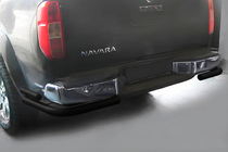 Nissan Navara 2006–2015 Zadnji zaščitni lok AK003-Double Black (nerjavno jeklo) fotografija 2