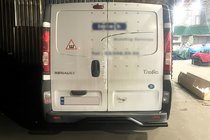 Nissan Primastar 2002–2014 Zadnji zaščitni lok AK006 Black (nerjavno jeklo) fotografija 3