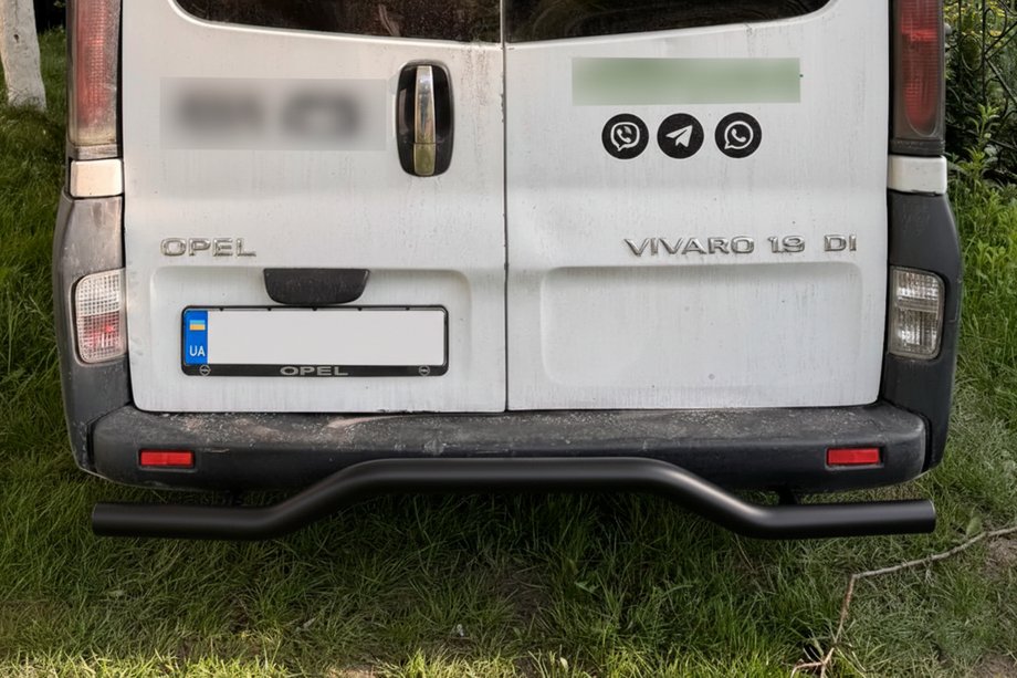 Opel Vivaro 2001–2015 Zadnji zaščitni lok AK006 Black (nerjavno jeklo) Image