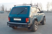 Lada Niva in Urban 1977– Zadnji zaščitni lok AK002 dvojni Črna fotografija 3