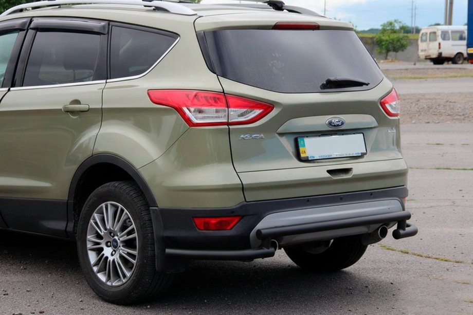 Ford Kuga/Escape 2013–2019 Zadnji zaščitni lok AK002-3 Black (nerjaveče jeklo) Fotografija 3