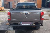 Mitsubishi L200 2015–2024 Zadnji zaščitni lok AK005 Black (nerjaveče jeklo) fotografija 3