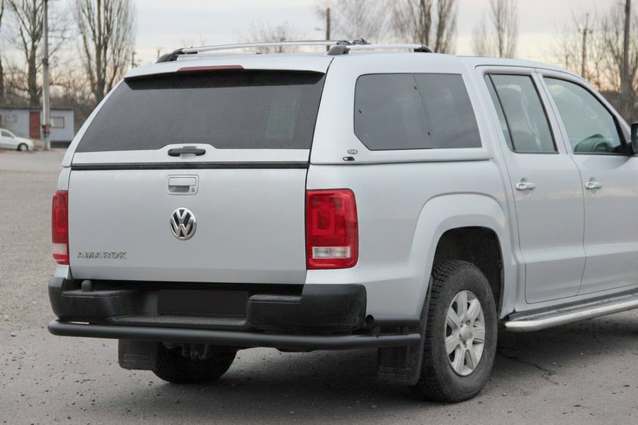 Volkswagen Amarok 2010–2022 Zadnji zaščitni lok AK005-2 Black (2 kosa, nerjaveče jeklo) Image