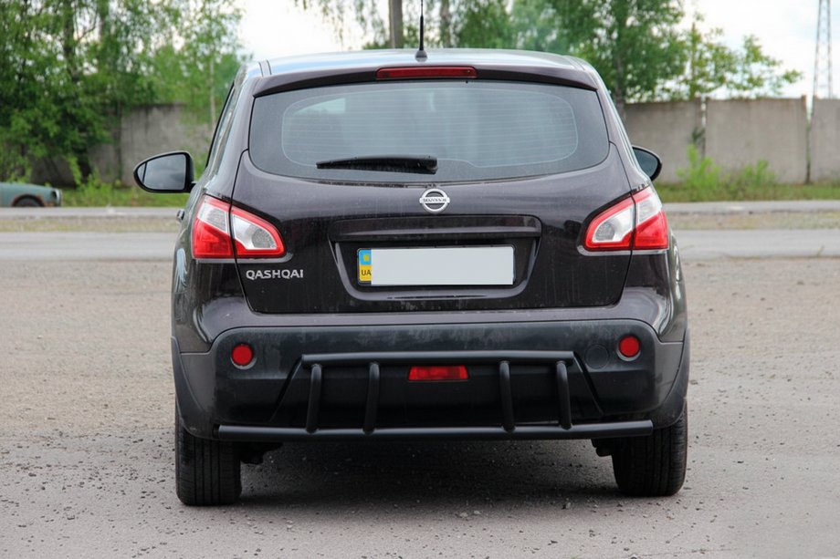 Nissan Qashqai 2010–2014 Zadnji lok AK011 Black (nerjaveče jeklo) Image