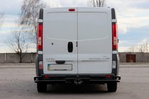 Opel Vivaro 2001–2015 Zadnja zaščitna cev AK003-Plus-2 Black (nerjaveče jeklo) fotografija 2