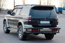 Mitsubishi Pajero Sport 1996–2007 Zadnji zaščitni lok AK-Special Black (nerjaveče jeklo) fotografija 2
