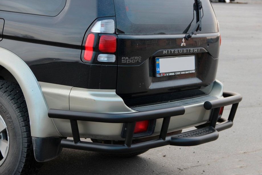 Mitsubishi Pajero Sport 1996–2007 Zadnji zaščitni lok AK-Special Black (nerjaveče jeklo) Image
