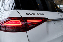 Mercedes GLE W167 2018– Zadnje luči facelift (Evropa, 2 kos) fotografija 1