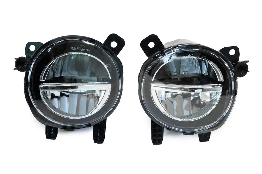 BMW serija 4 F32/F33/F36 2012–2020 LED meglenke Desna (1 kos) Image