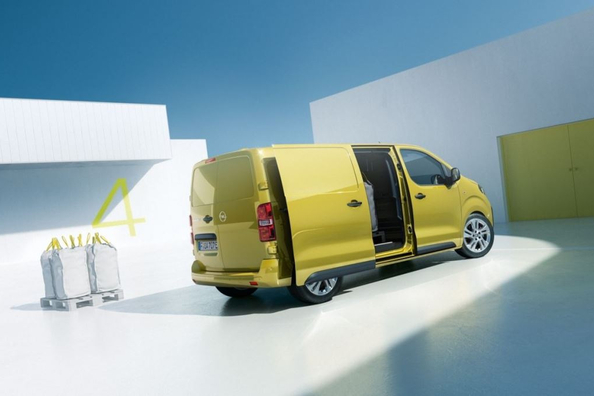 Opel Vivaro Electric: praktični električni dostavnik za podjetja Fotografija 2