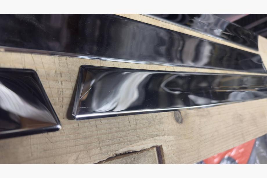 Nissan Qashqai 2007–2010 Znižano Letvice vrat OmsaLine (4 kos, nerjaveče jeklo) OmsaLine, standardna osnova Fotografija 4