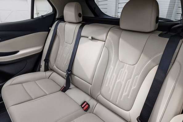 Pregled Buick Encore GX: tehnične specifikacije, oprema, fotografije Fotografija 6
