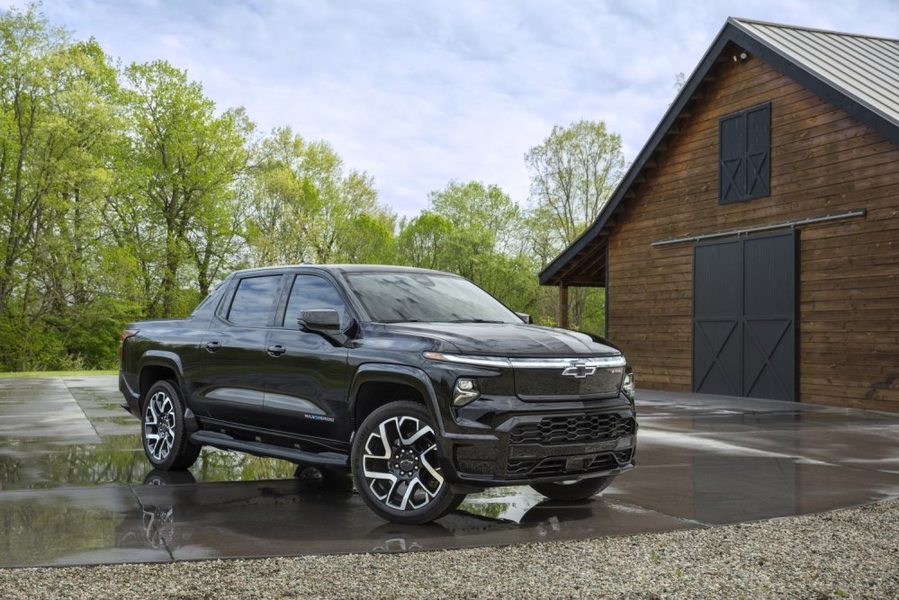 Pregled Chevrolet Silverado EV RST: zmogljiv električni poltovornjak