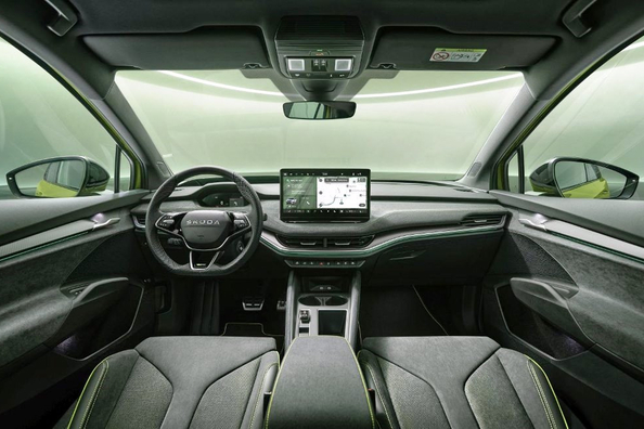 Test Skoda Enyaq RS: športni električni paradni model po prenovi 2025 Fotografija 5