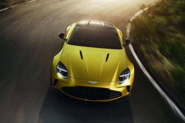 Test britanskega športnega avtomobila Aston Martin Vantage 2025
