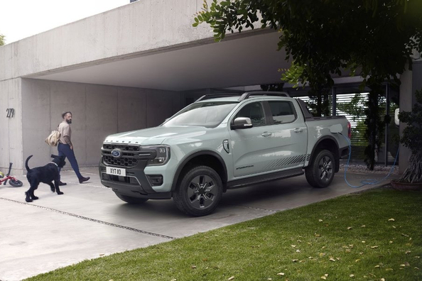 Ford Ranger Plug-in Hybrid (2025): pregled prvega PHEV poltovornjaka znamke