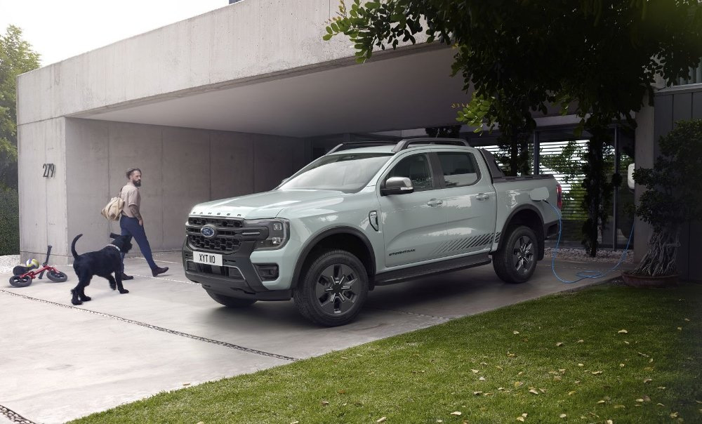 Ford Ranger Plug-in Hybrid (2025): pregled prvega PHEV poltovornjaka znamke