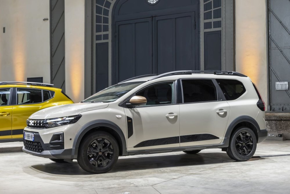 Test Dacia Jogger (2025): cenovno ugoden 7-sedežni karavan