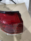 Lexus LX570/450d 2008–2022 Znižano: Zadnja zavorna luč (2012-2015) zunanja leva (na blatniku) (počena) fotografija 3