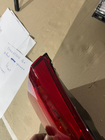 Toyota Land Cruiser 200 2007–2021 Znižano Zadnja leva notranja zadnja luč 2016-2021 (OEM standard) (na pokrov prtljažnika) (počena) fotografija 5