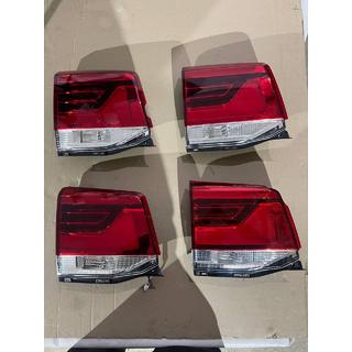Znižano Zadnja leva notranja zadnja luč 2016-2021 (OEM standard) (na pokrov prtljažnika) (počena) Toyota Land Cruiser 200 2007–2021 fotografija 1