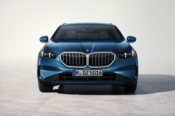 BMW 5 Series Touring (G61): karavan poslovnega razreda s premijskim udobjem Fotografija 3