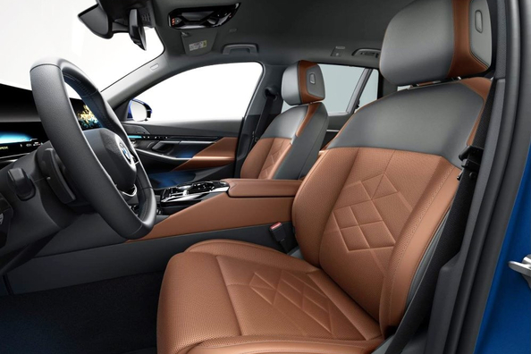 BMW 5 Series Touring (G61): karavan poslovnega razreda s premijskim udobjem Fotografija 5