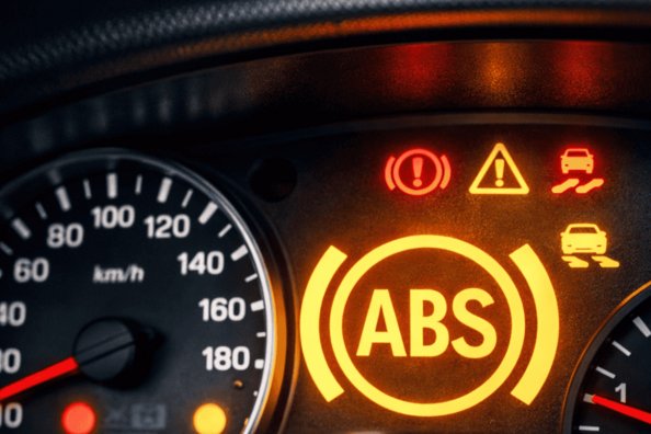Zakaj v avtu sveti ABS: razlaga opozorilne lučke na armaturni plošči
