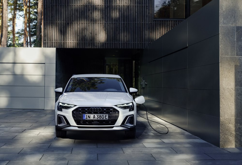 Audi A3 allstreet Plug-in Hybrid: učinkovit kompaktni crossover