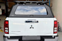 Mitsubishi L200 2024– Aluminijast hardtop za keson z okni fotografija 6