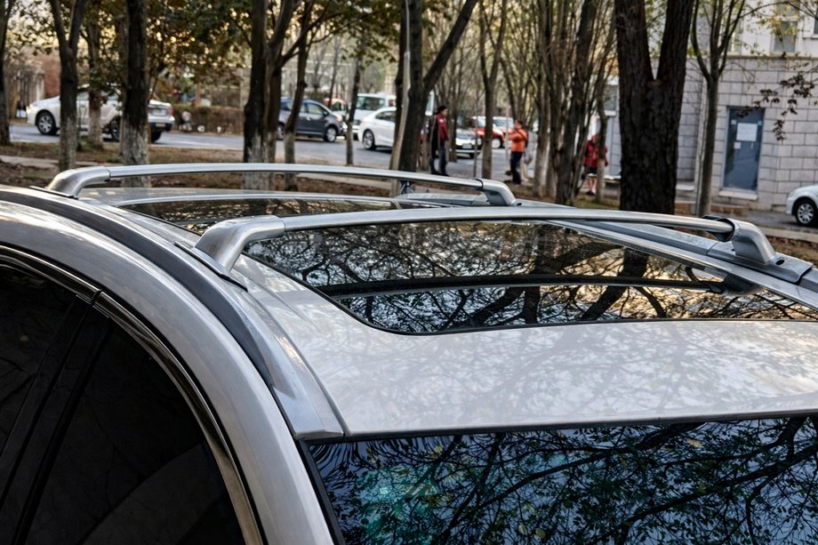 Nissan Murano 2014– Strešni nosilci (prečne palice) za standardne strešne nosilce (relinge) OEM (2014-2018, 2 kos) Image