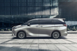 Lexus LM 500h: luksuzni hibridni enoprostorec za VIP prevoze fotografija 3