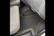 Volkswagen T5 2010–2015 EVA preproge (kratka medosna razdalja, celoten potniški prostor, črne) fotografija 1