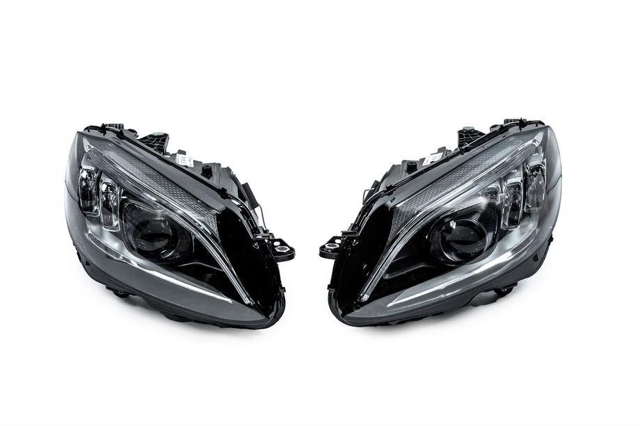 Mercedes C-class W205 2014–2021 Sprednji žarometi z moduli Full LED (za HALOGEN, 2 kos) Image
