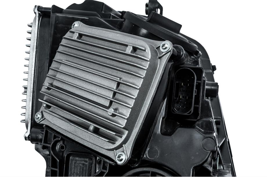 Mercedes C-class W205 2014–2021 Sprednji žarometi z moduli Full LED (za LED, 2 kos) Fotografija 7