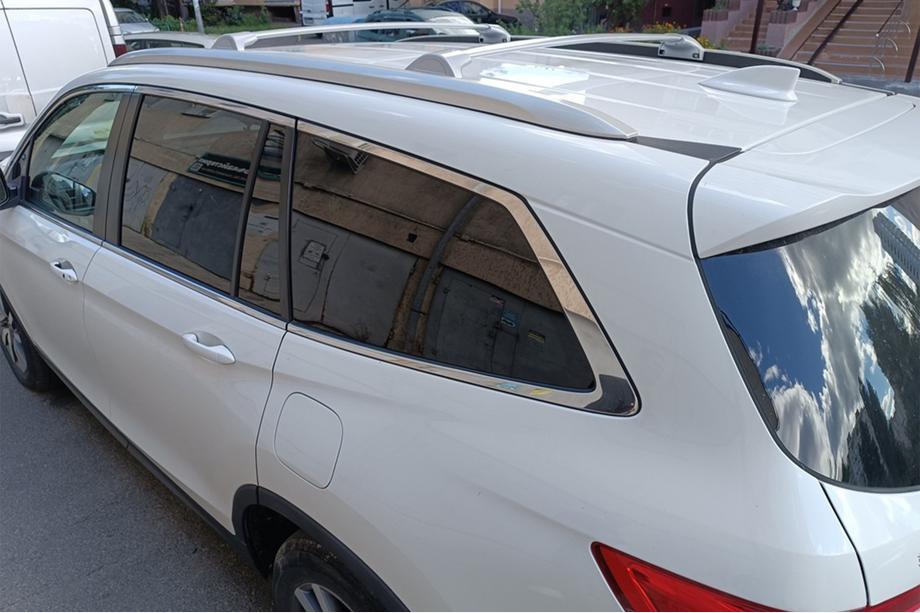 Honda Pilot 2015–2022 Strešni prtljažnik (prečne palice) za integrirane strešne nosilce OEM (2 kos) Siva Image