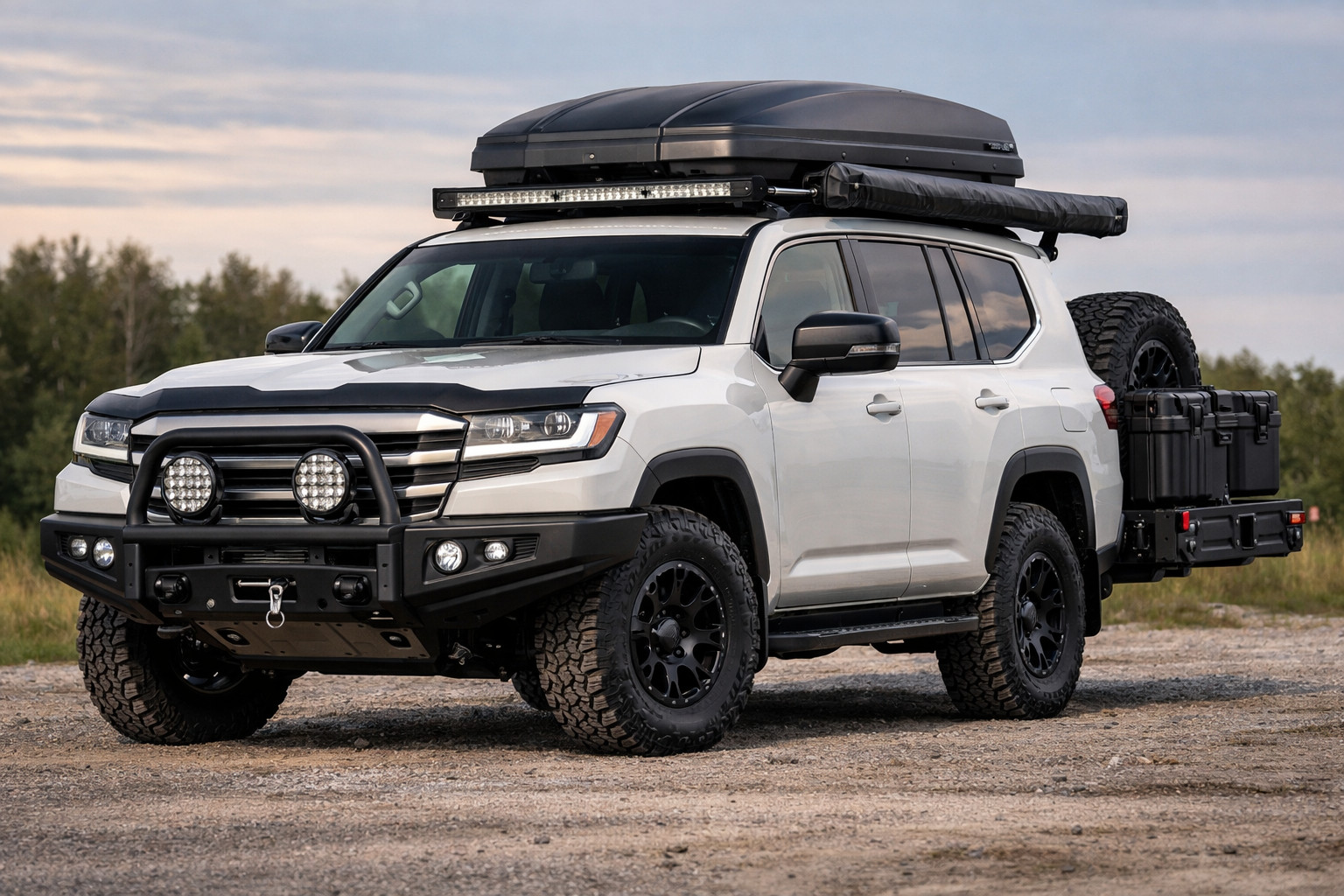 Proračunski načrt predelav Toyota Land Cruiser 300: kaj se čuti vsak dan
