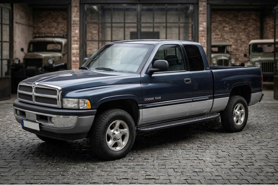 Dodge RAM (BR/BE) 1994–2002 Bočne stopnice Bosphorus Black (2 kos, aluminij) Fotografija 1