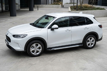 Honda ZR-V 2022– Stranske stopnice Allmond Grey (2 kosa, aluminij) fotografija 1