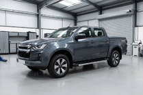 Isuzu D-Max 2019– Stranske stopnice Maya V1 (2 kosa, aluminij) fotografija 1