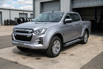 Isuzu D-Max 2019– Stranske stopnice Rainbow (2 kos, aluminij) fotografija 1