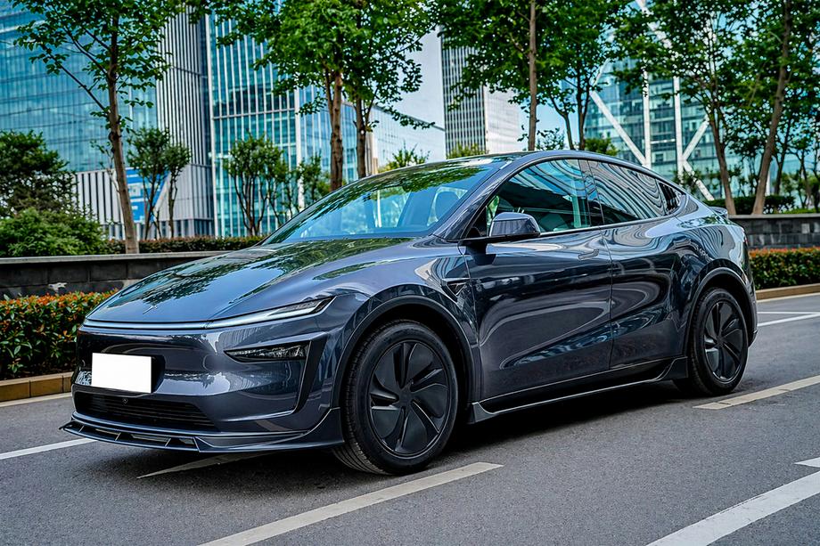 Tesla Model Y 2020– Komplet bodykita Black Warrior (za 2025+) Image