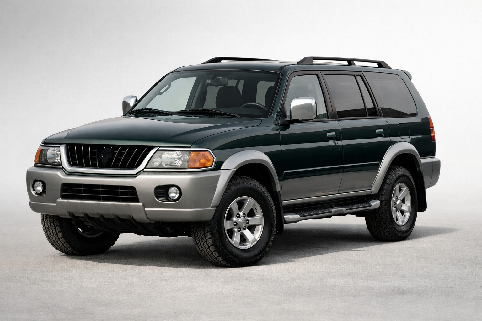 Test Mitsubishi Pajero Sport 1996–2007: star okvirni terenec brez olepševanja