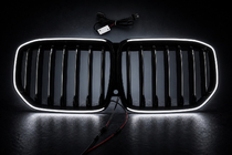 BMW X7 G07 2019– Ledvična maska 1 Bar LED (2019-2022, sijajno črna) fotografija 6