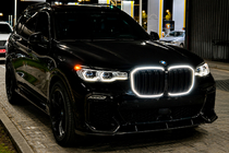 BMW X7 G07 2019– BMW ledvičke M-Look LED (2019-2022, črna visok sijaj) fotografija 1