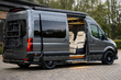 Kako sestaviti Mercedes Sprinter W907/W910 za VIP potnico brez poceni leska fotografija 1