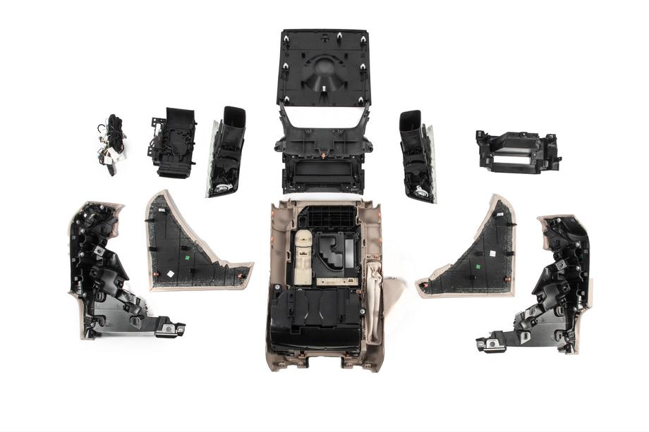 Toyota Land Cruiser 200 2007–2021 Komplet za nadgradnjo notranjosti za letnik 2016 (Bež) Fotografija 6